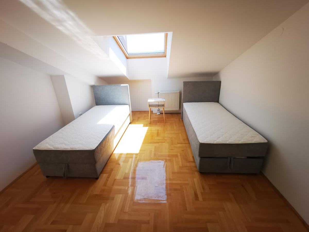 Riviera Apartments Ni Dış mekan fotoğraf