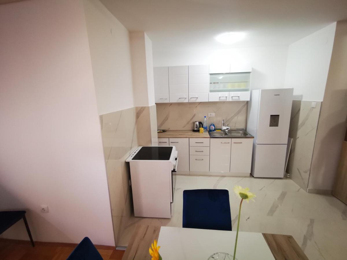 Riviera Apartments Ni Dış mekan fotoğraf